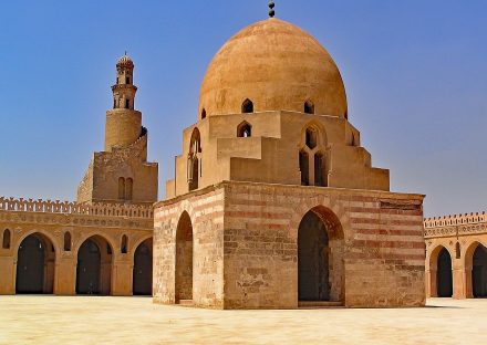 Islamic Cairo tour to Citadel of Saladin, Ibn Tulun and Sultan Hassan